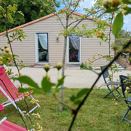 Saint-Paul-en-Pareds Les Terrasses Bed & Breakfast エクステリア 写真